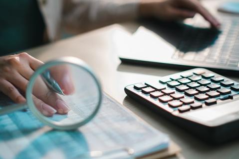 Illustration de l'article Passer de l’impôt sur le revenu à l’impôt sur les sociétés : mode d’emploi