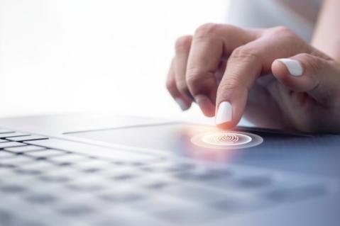 Illustration de l'article Outre-Mer : alignement des règles sur les espaces numériques