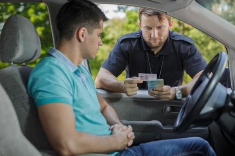 Illustration de l'article Perte du permis de conduire du salarié itinérant : licenciement automatique ?