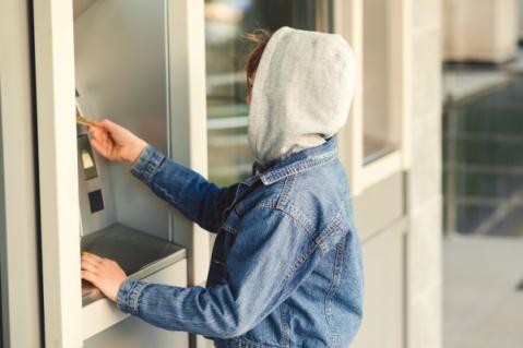 Illustration de l'article Produits bancaires à destination des mineurs : renforcer l’encadrement