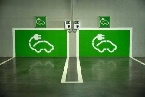 Illustration de l'article Installation de bornes de recharge pour véhicules : TVA à 5,5 %... sous conditions…