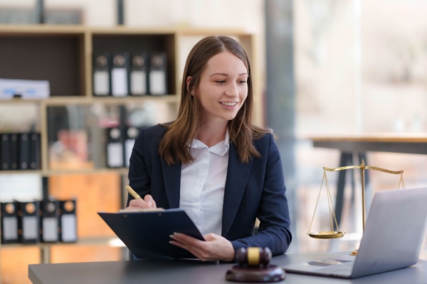 Illustration de l'article Avocat : une collaboration libérale qui tourne court…