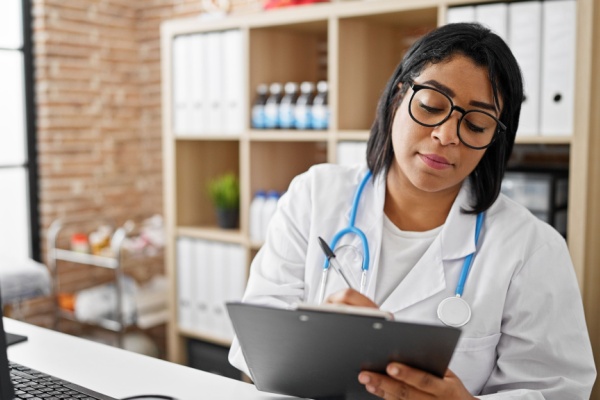 Illustration de l'article Aides à l’installation des professionnels de santé : non au nomadisme médical !