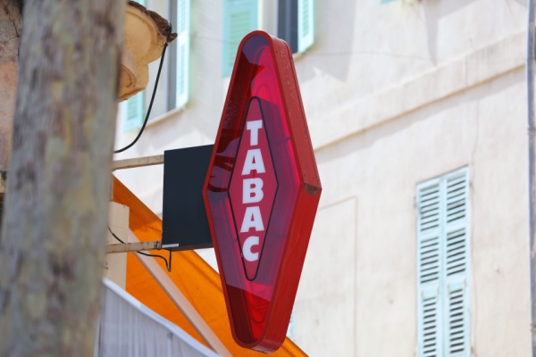 Illustration de l'article Indemnité de fin d’activité pour les buralistes : quels départements éligibles ?