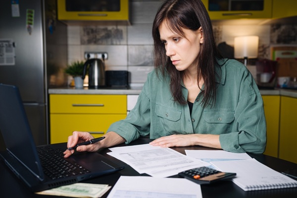 Illustration de l'article Travailleurs non-salariés : comment comprendre votre régularisation mixte ?