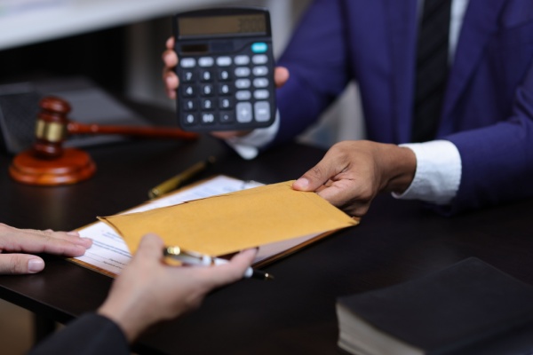 Illustration de l'article Management fees : quand facture rime avec rémunération