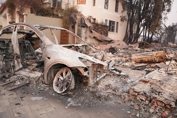 Illustration de l'article Incendies estivaux 2026 : des mesures fiscales de soutien pour les sinistrés