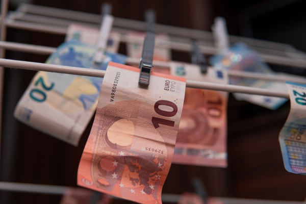 Illustration de l'article Blanchiment et financement du terrorisme : la DGCCRF enquête