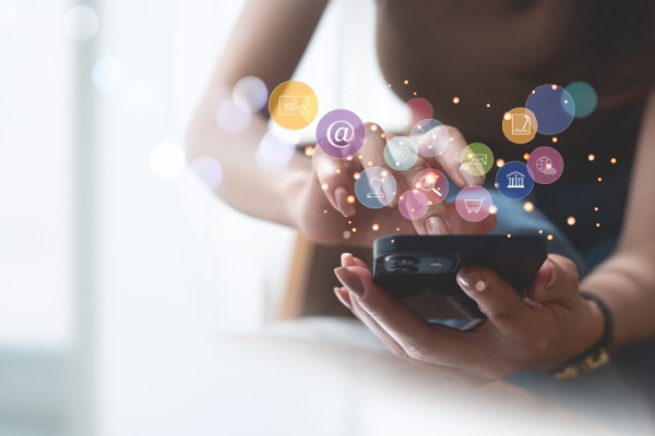 Illustration de l'article Applications mobiles : en ordre de marche pour la protection de la vie privée !