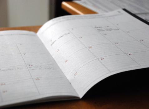 Photographie d'un agenda papier ouvert